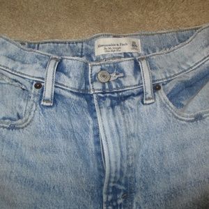 Abercrombie 90s Straight Ultra Rise Jeans